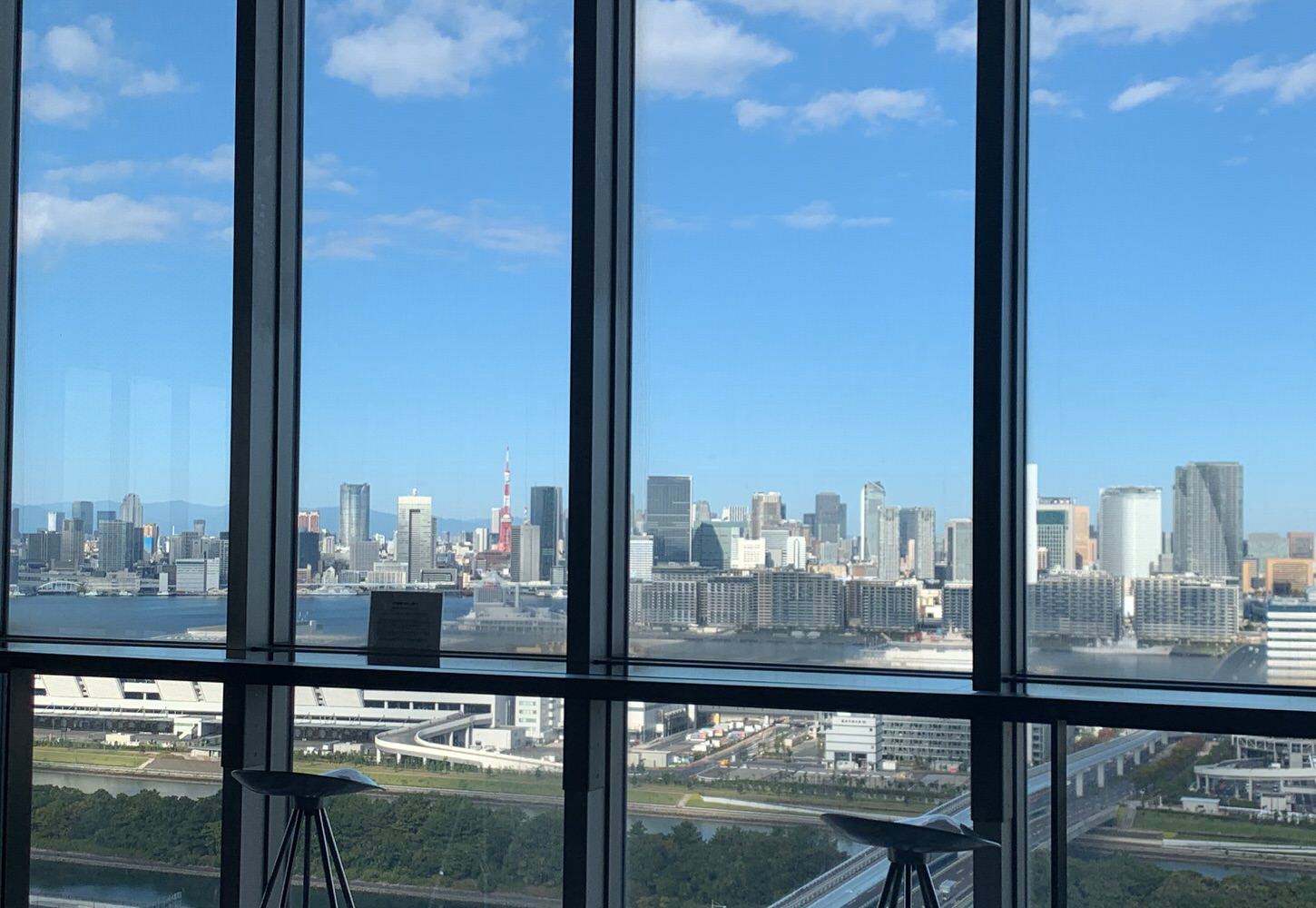 東京湾岸から見た景色